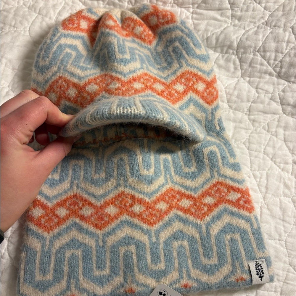 NWT free people hooded mask hat - Picture 3 of 4